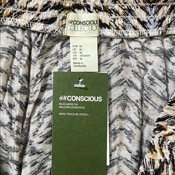 Asymmetrical Midi Skirt - Picture 5 of 7